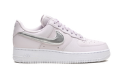 AIR FORCE 1 '07 ESS MNS WMNS "Venice / Metallic Silver" DD1523 500