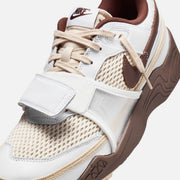 Nike x Travis Scott Jumpman Jack Zoom Field Jaxx - White / Light Chocolate