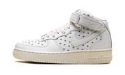 AIR FORCE 1 MID WMNS "CUT OUT STARS" DV3451 100
